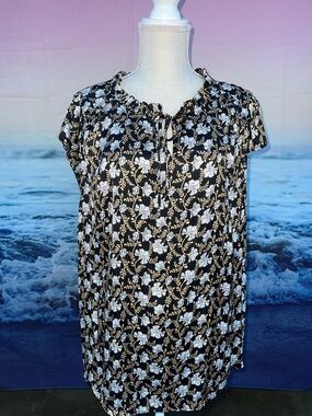 Lane Bryant Black Floral Print light weight Blouse with White and Camel Accents
